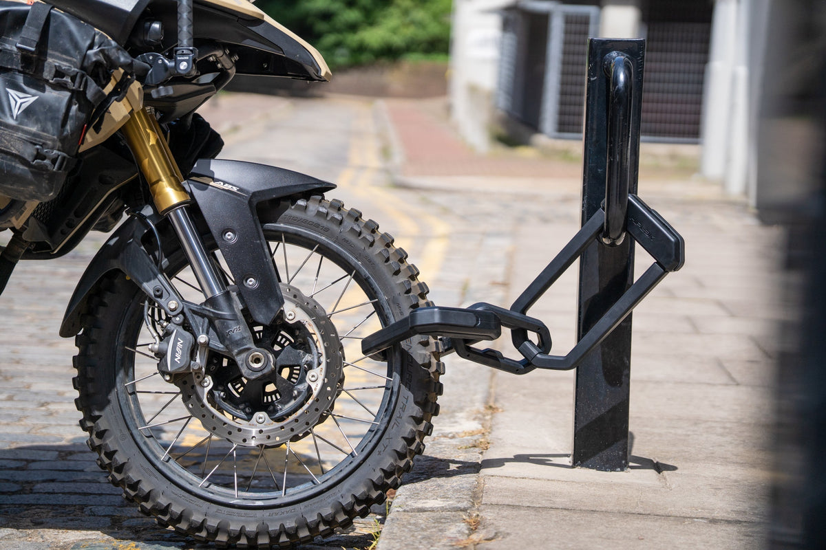A Step-by-Step Guide to Locking Your Motorcycle with a D Lock