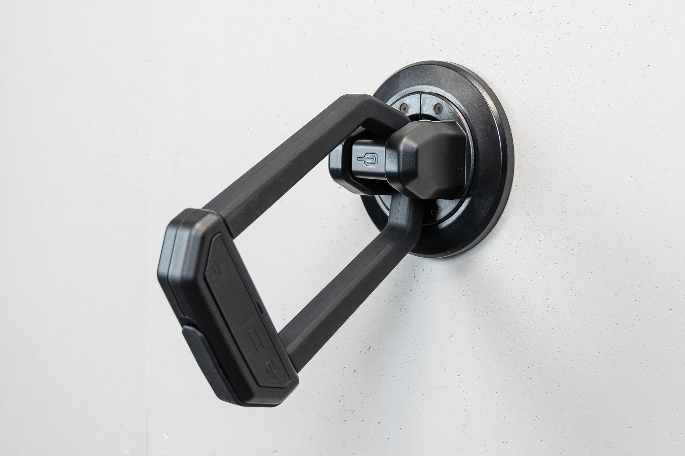 A1000 with a DX1000 locked to the Anchor attached to a wall