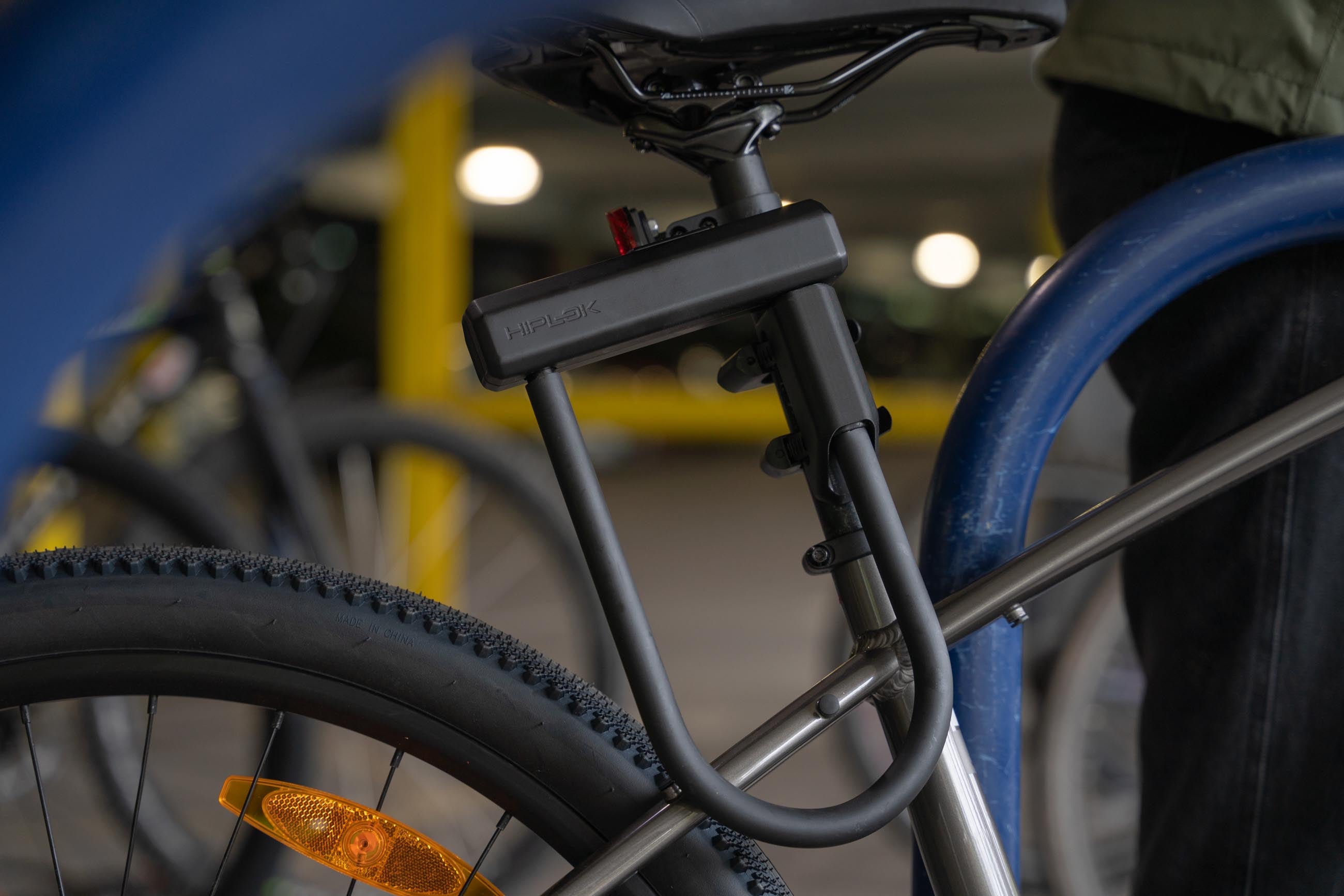 Hiplok URBAN D Lock with Frame Mount - Hiplok - Fixed to Seatpost