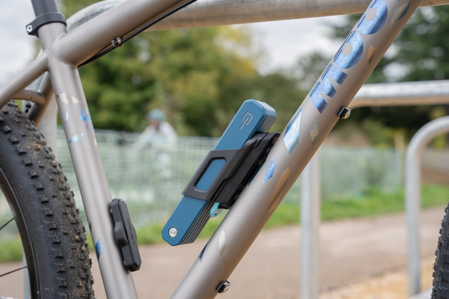 Hiplok SWITCH 85 - Folding Bike Lock - 30 Day Returns | Hiplok