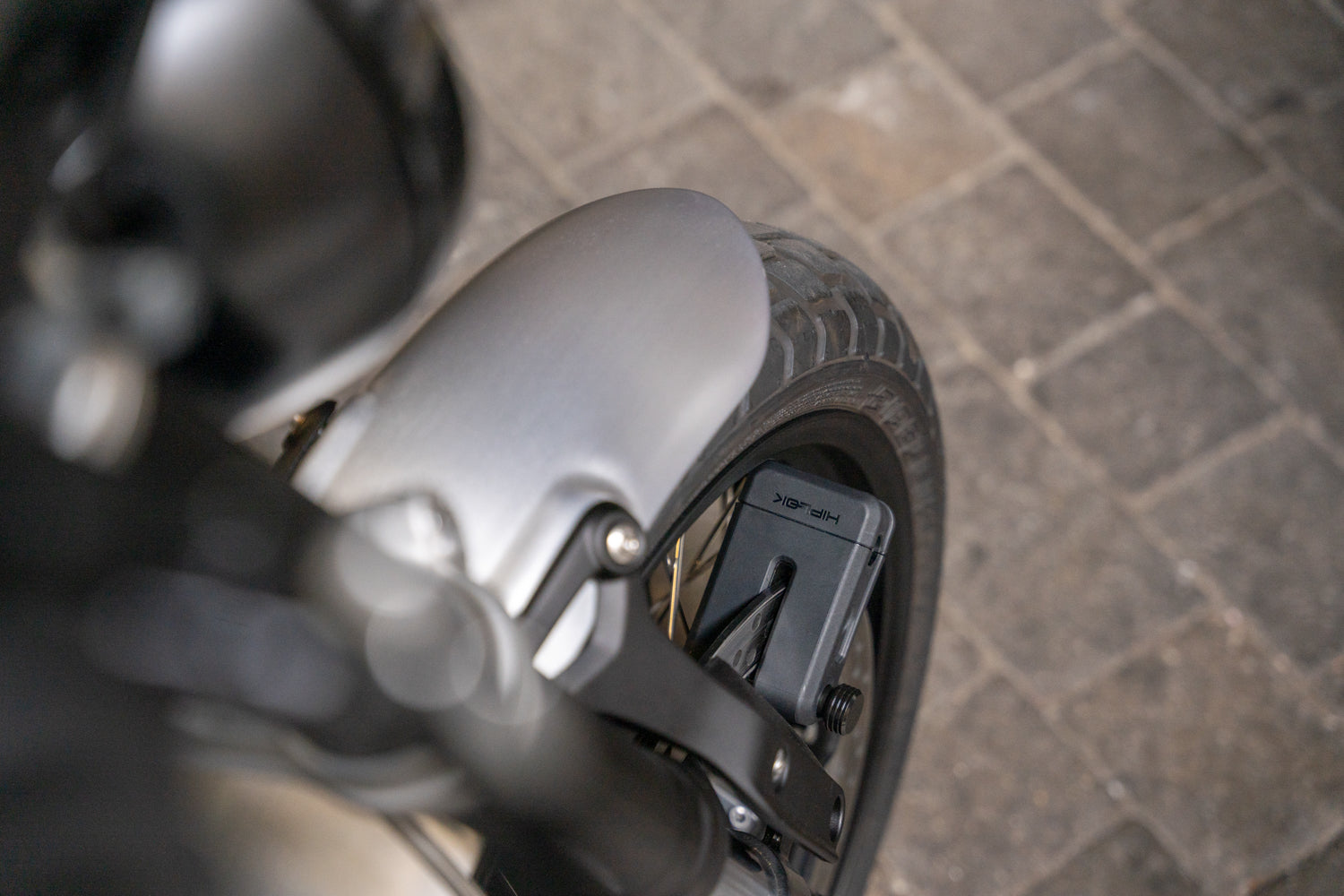 Hiplok 1000 SERIES MOTORCYCLE DISC + D LOCK (Keyed Alike)  -   |  Hiplok