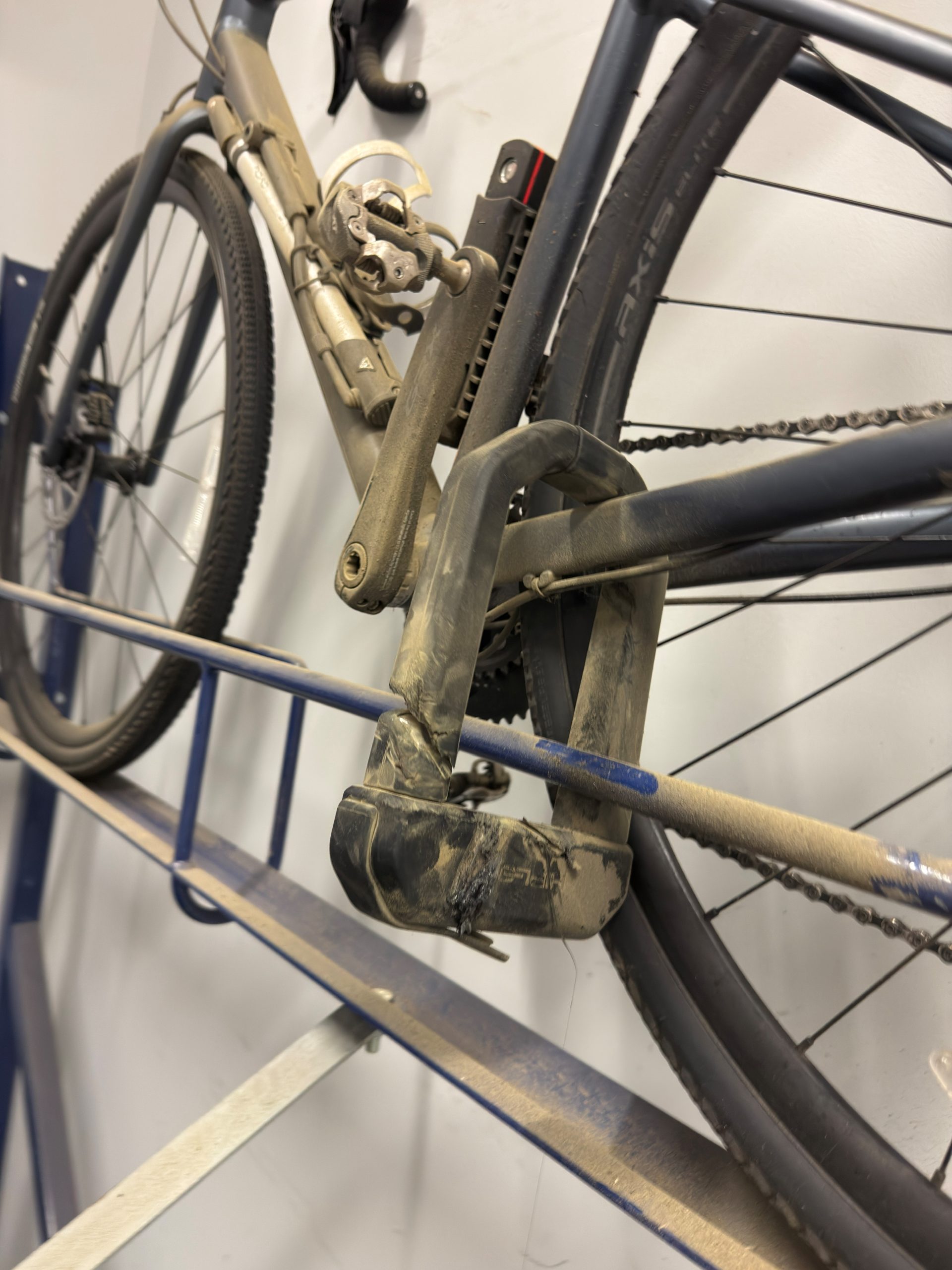 Theft attempt Hiplok D1000 1